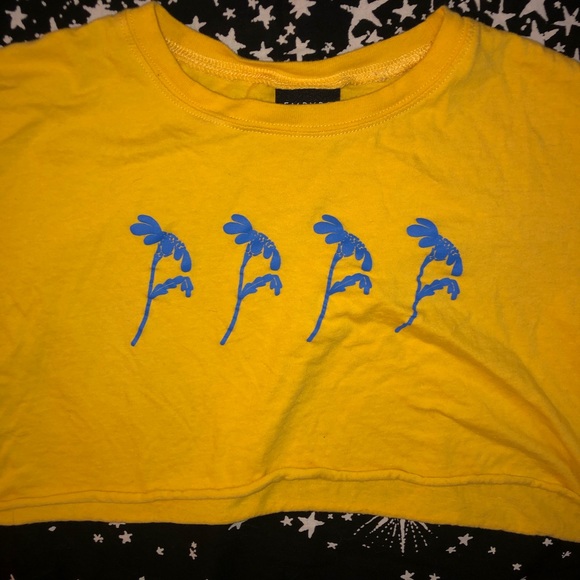 Yellow crop top - Picture 2 of 2